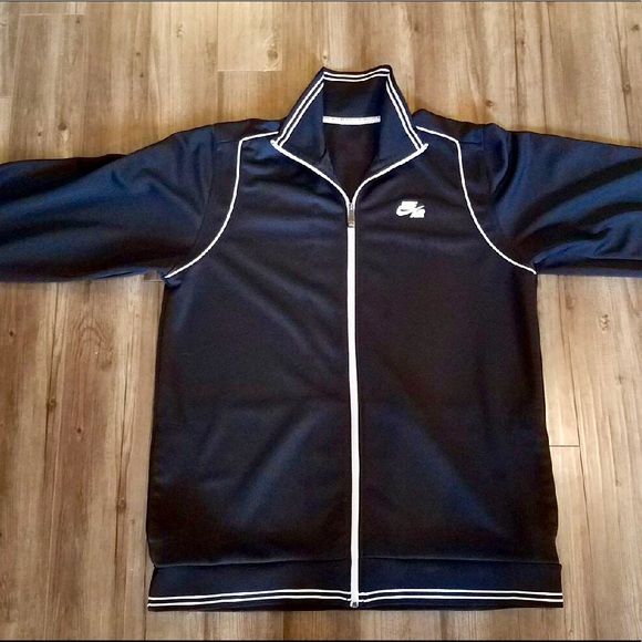 Nike Air Exclusive Heavyweight Track Jacket - Picture 1 of 2